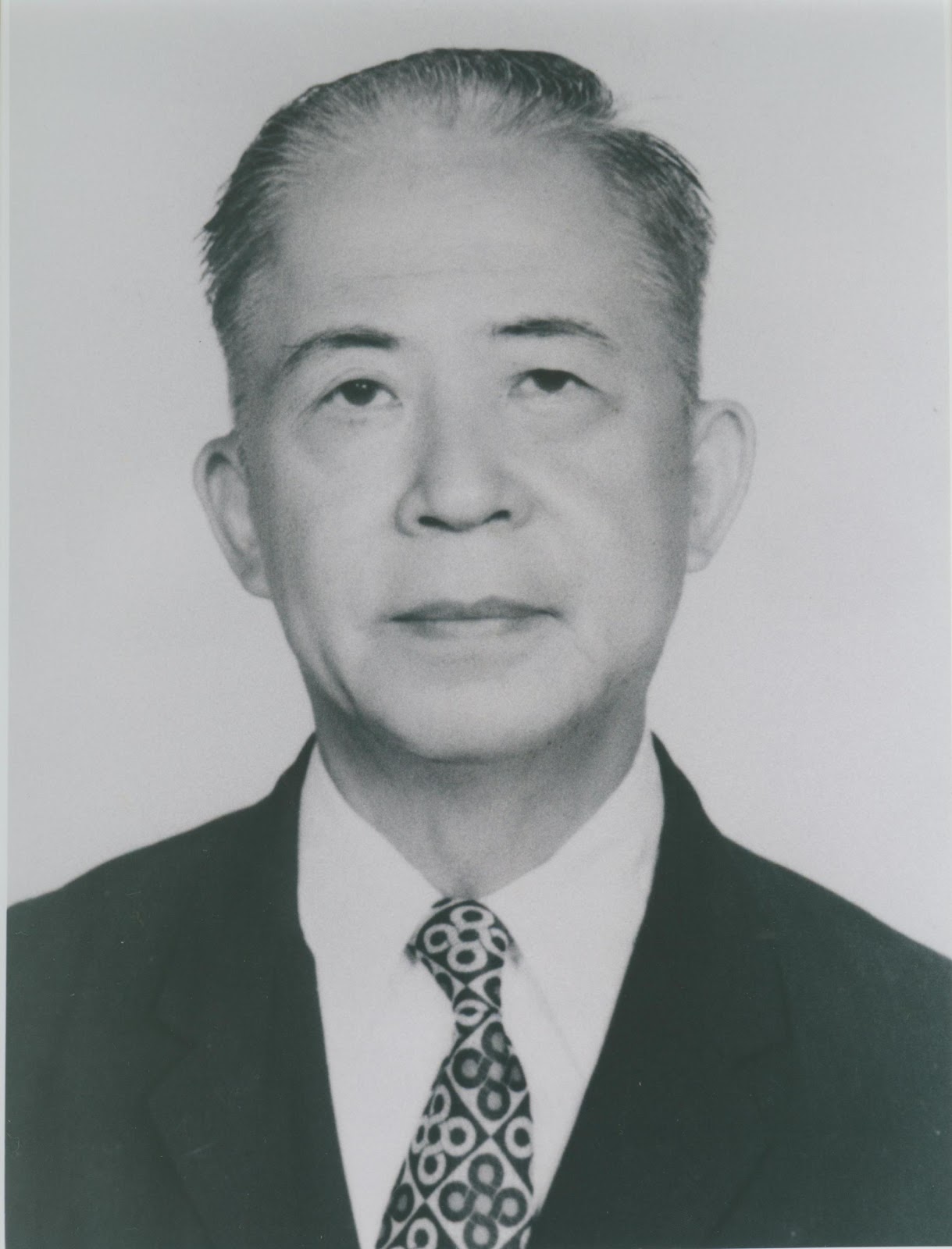 王韶生.jpg