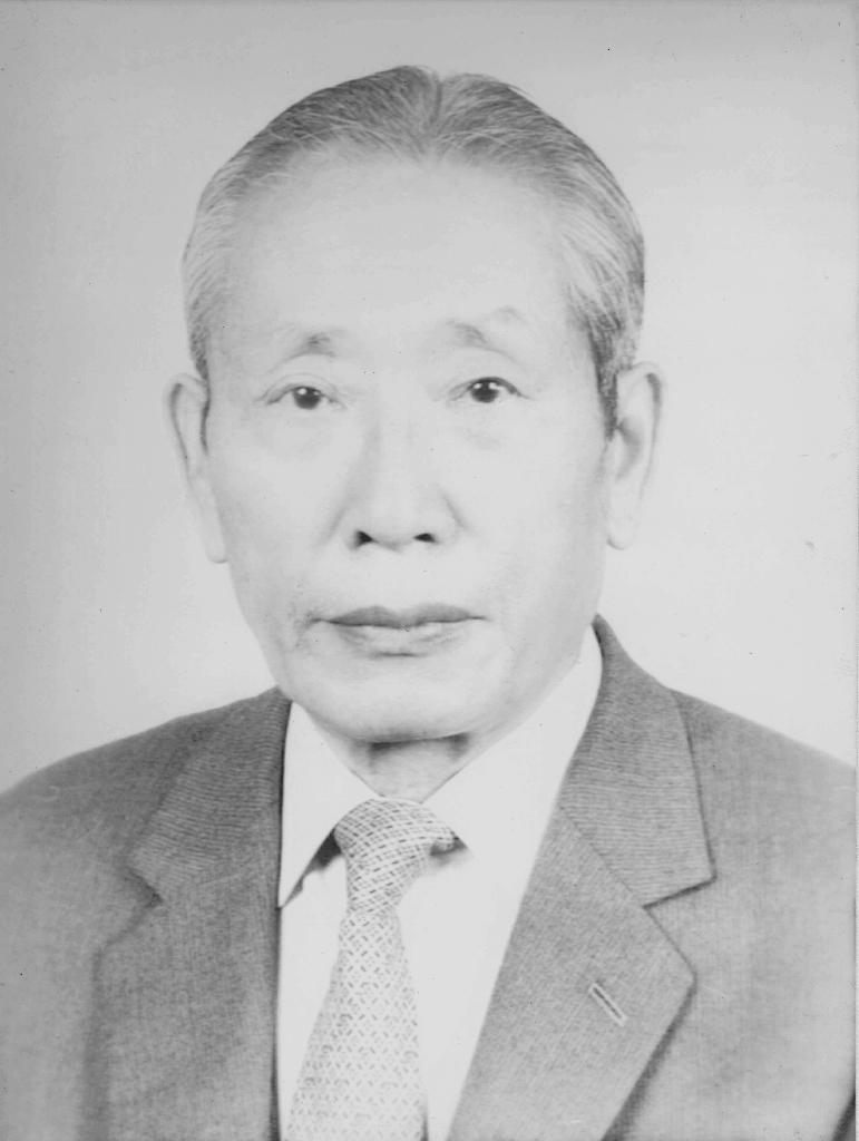 翁鳴.jpg